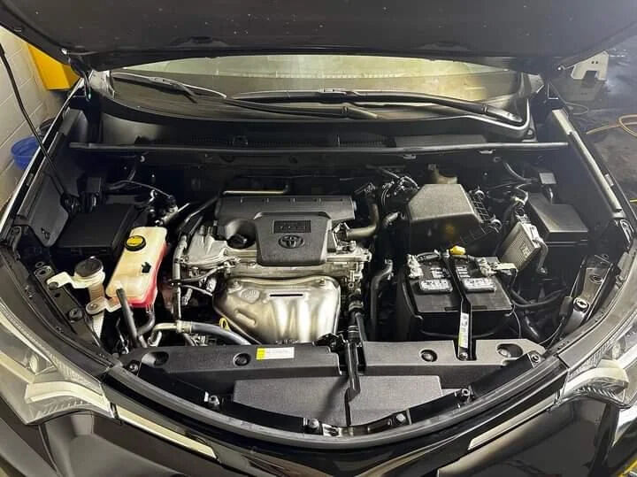 Clean, detailed engine bay